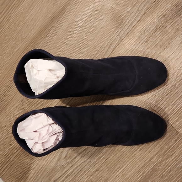 💖NWT Cole Hann women's boots - Picture 4 of 7